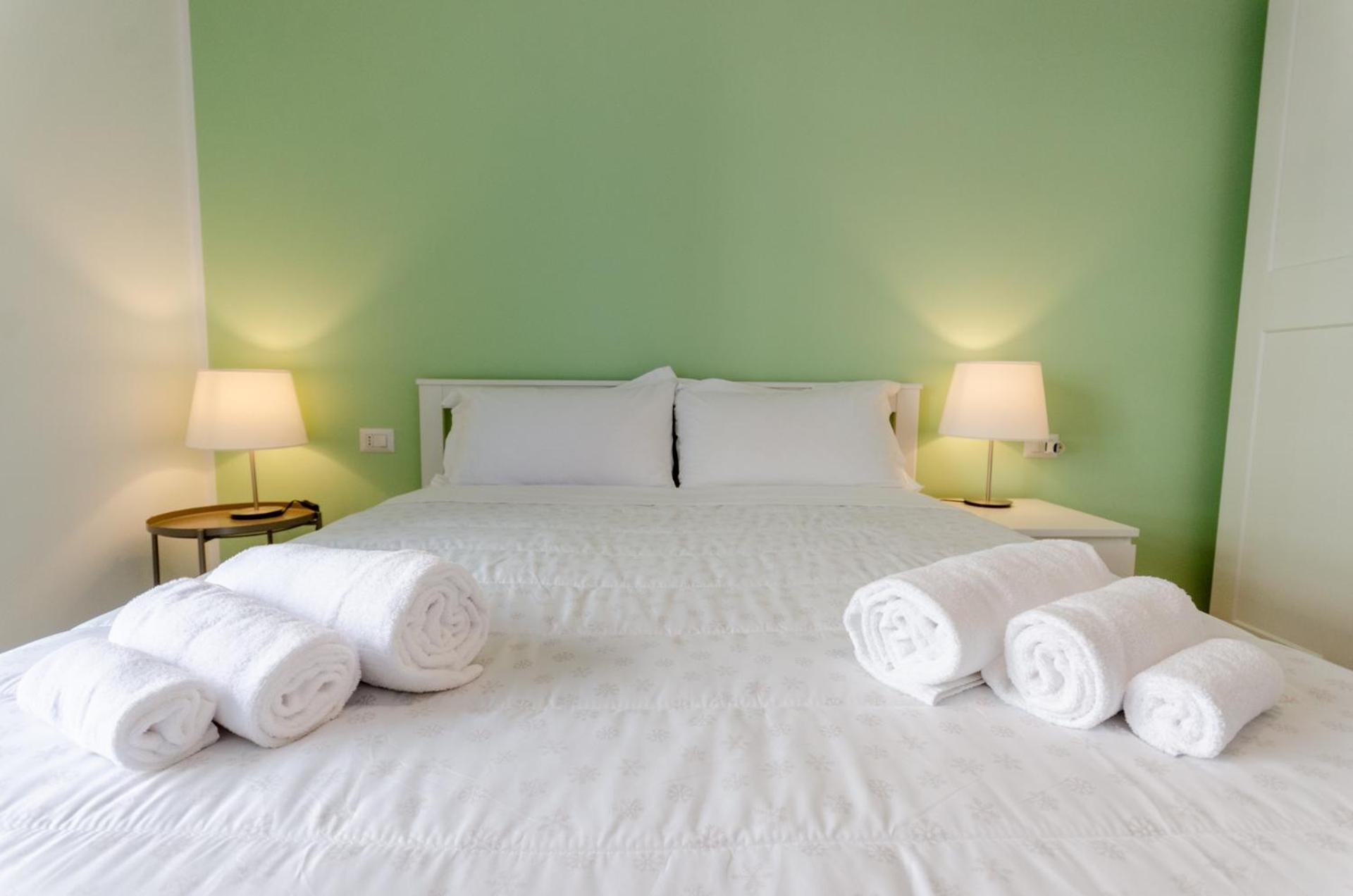 Vivimi Home Fiordalisi Stile & Comfort Vicino Metro Милан Экстерьер фото